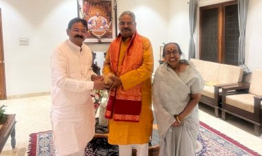 Dilip mohite : shivaji aadhalrao | आमदार मोहिते पाटील यांची माजी खासदार आढळराव पाटील यांनी घेतली भेट