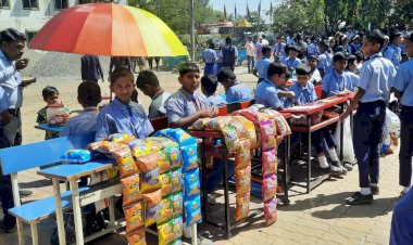 वराळे येथील लर्निंग ट्री शाळेत भरला आठवडे बाजार