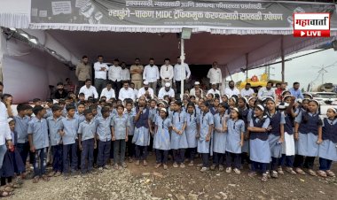 महाळुंगे-चाकण MIDC वाहतूक कोंडीविरोधात विद्यार्थिनी मैदानात; गणेश बोत्रेंच्या साखळी उपोषणाला पाठिंबा