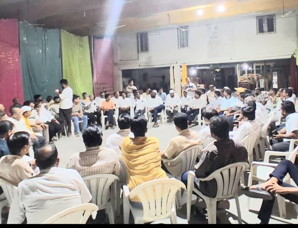 Rajgurunagar Traders Federation welcomes | तुकाराम मुंडे यांच्या धाडसत्राचे राजगुरुनगर व्यापारी महासंघाकडून स्वागत ; व्यपारी संघाची बैठक संपन्न 