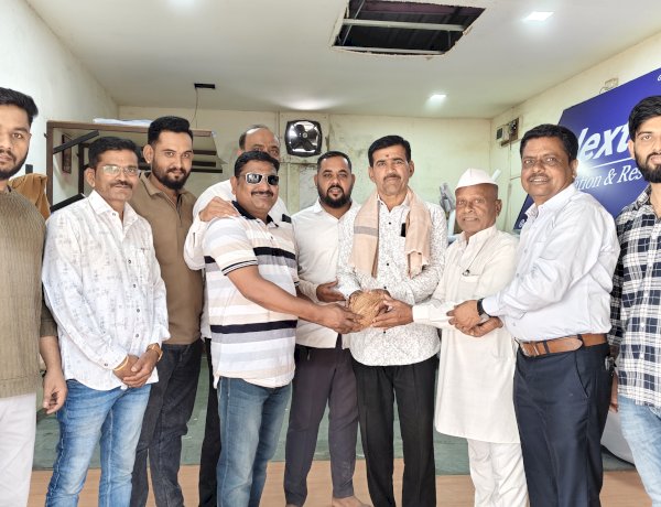विक्रमी मतांनी विजयी झालेल्या काळुराम गाडे यांचा राधे फाउंडेशन वतीने सत्कार