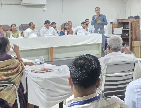 खेड तालुक्यातील पाणी टंचाई निवारण करण्यासाठी टंचाई आराखड्यातील कामे प्राधान्याने मार्गी लावणार : सभापती  अमोल नलावडे