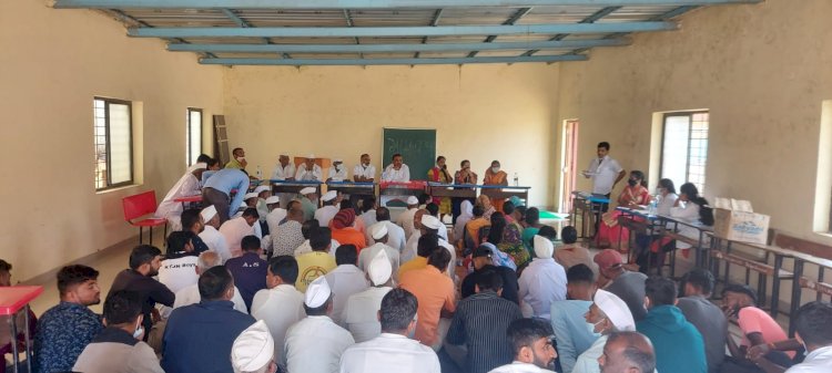 शिवे ग्रामपंचायतीची ग्रामसभा संपन्न.'आमचा गाव आमचा विकास' या विषयावर अक्षय शिवेकर यांचे मार्गदर्शन