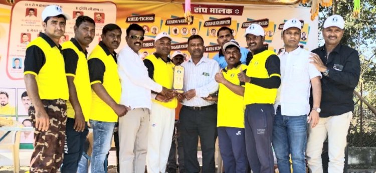 कुडा संघाने प्रथम क्रमांक मिळवीत हुतात्मा राजगुरू चषक पटकाविला