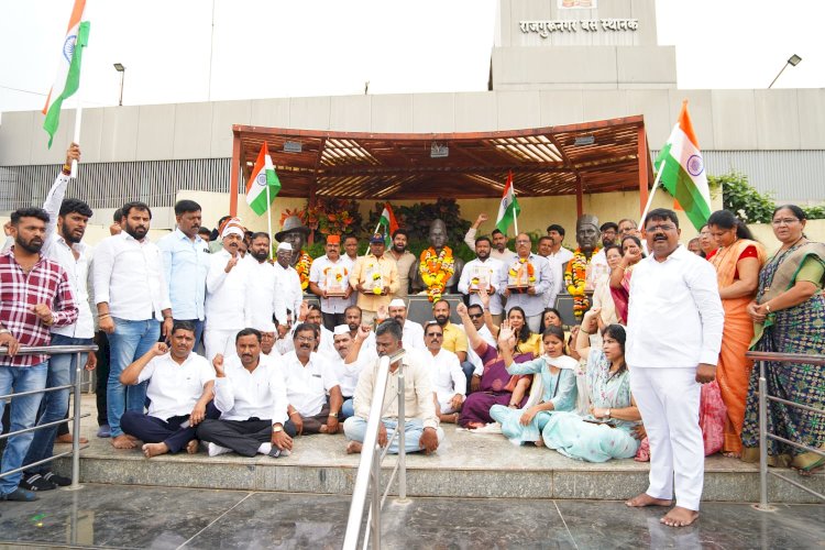 क्रांतीदिनी राजगुरूनगर येथे पंचकलशाचे पूजन व क्रांतिवीरांना अभिवादन