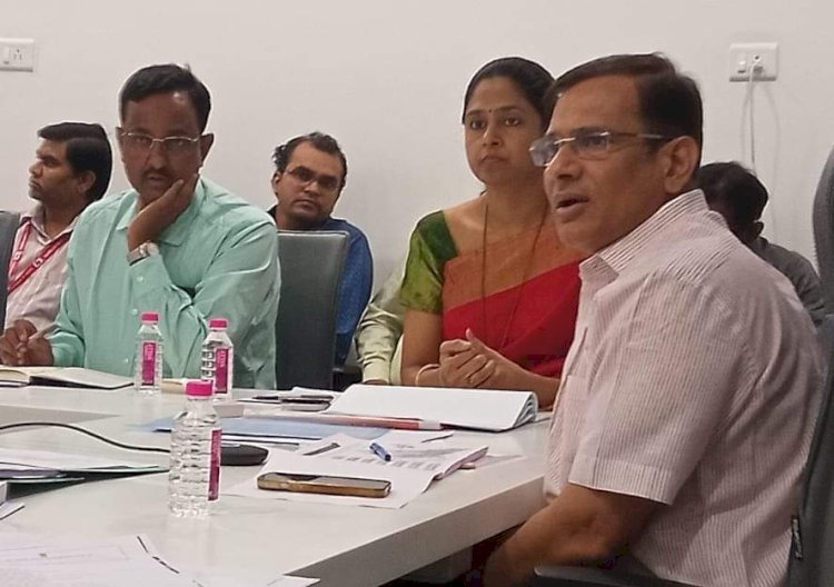 लोकसभा निवडणूक शांततेत पार पाडण्यासाठी आवश्यक सुरक्षा उपाययोजना करा-जिल्हाधिकारी  दिवसे