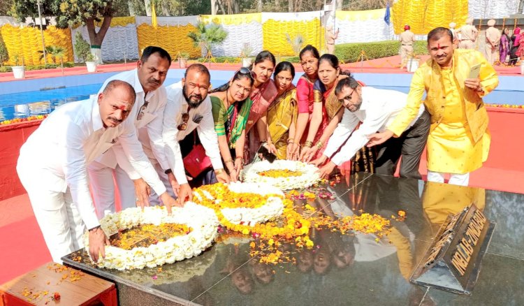 हुसेनिवाला बॉर्डर फिरोजपूर पंजाब येथे शहीदांना अभिवादन 