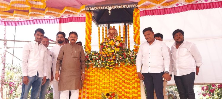 Khed | माझ्या सारखा गरीब शेतकरी कुटुंबातला माणूस तालुक्याचा आमदार होऊ शकतो. हा बहुमान मला भारतरत्न डॉ बाबासाहेबांमुळेच मिळाला - आमदार दिलीप मोहिते पाटील