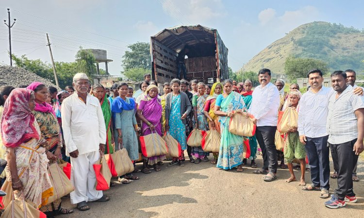Diwali special | शेतमजुरी करणाऱ्या ठाकर बांधवांनी दिवाळी साजरी करावी म्हणून हा उपक्रम : शरद बुट्टे पाटील