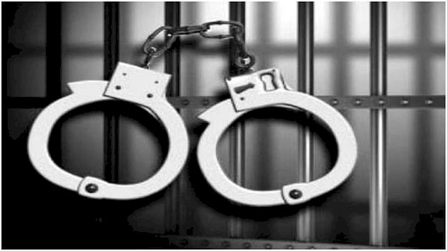 Criminal arrested in Sarait | विवाहबाह्य प्रेयसी व मुलाला ठार मारून मृतदेह जाळला : सराईत गुन्हेगार अटकेत ; उसाच्या शेतातून पळताना नदीकाठावर मुसक्या आवळल्या